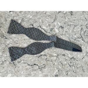 Sulka 100% Silk Men's Self Tie Bow Tie Green Blue Geometric JL